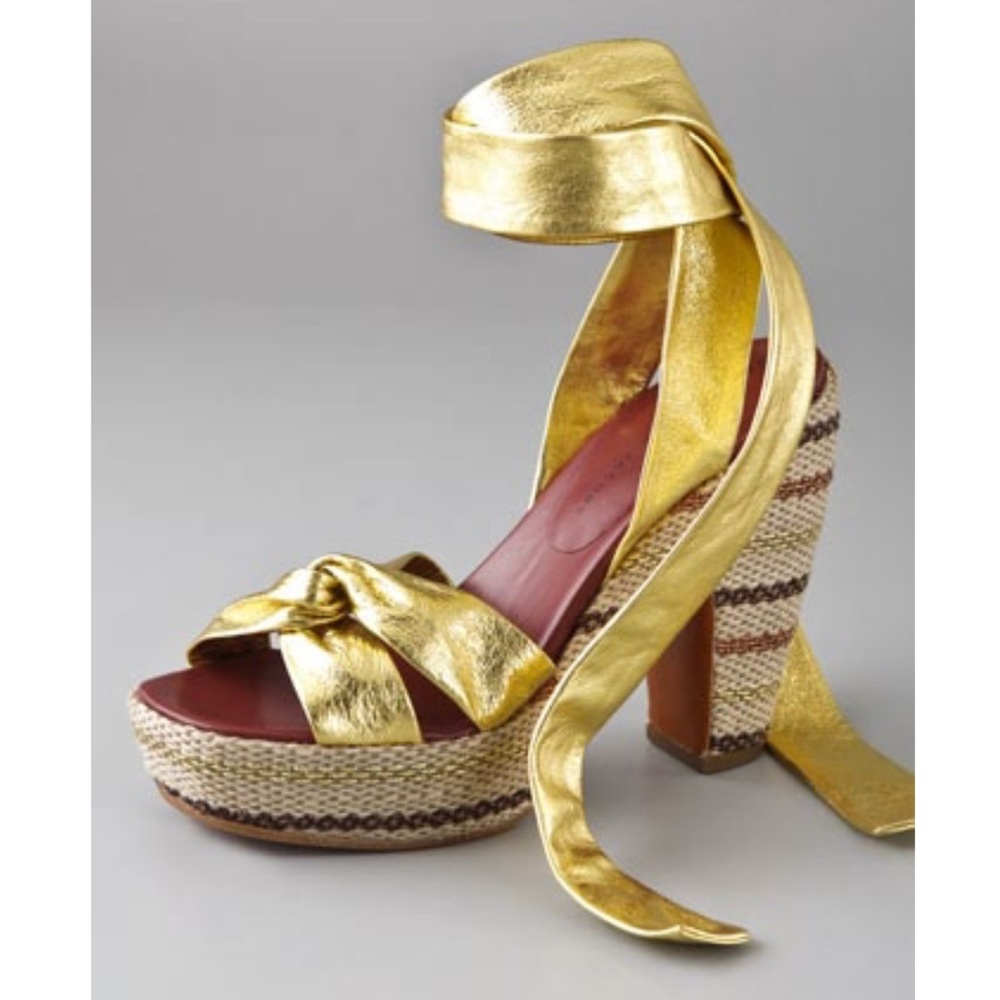 Marc Jacobs Gold Clogs size 8